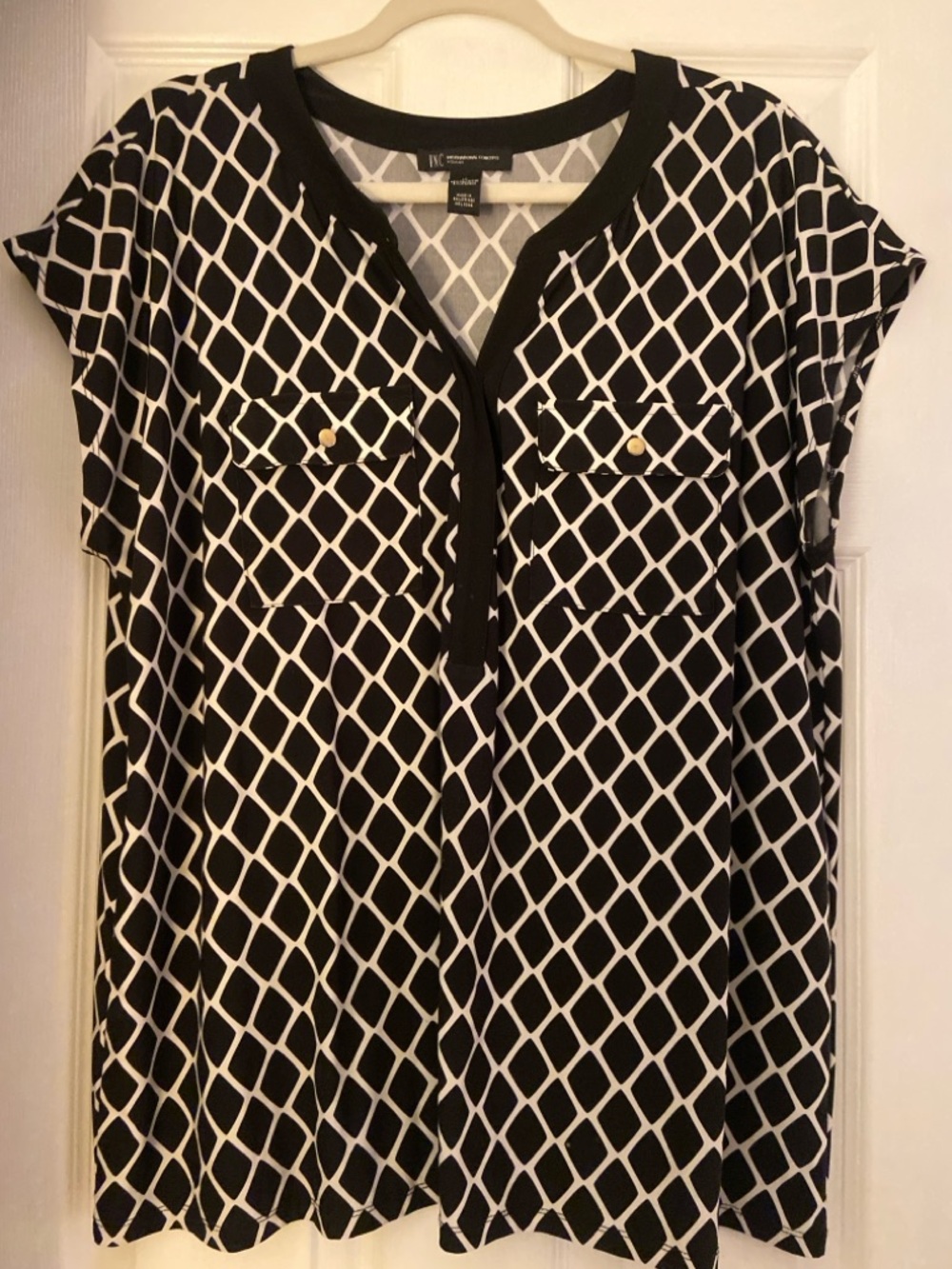 INC International Concepts Black and White Geometric V-Neck Tunic